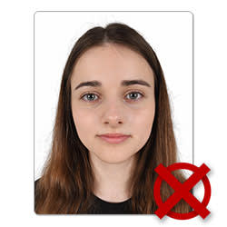  Ohnisko objektivu deformuje obličejové rysy. Ohnisková vzdálenost objektivu 18mm (fullframe)